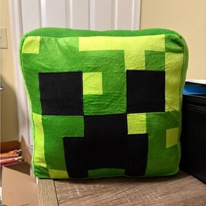 Bioworld Minecraft Creeper Plush Face Backpack/Pillow
